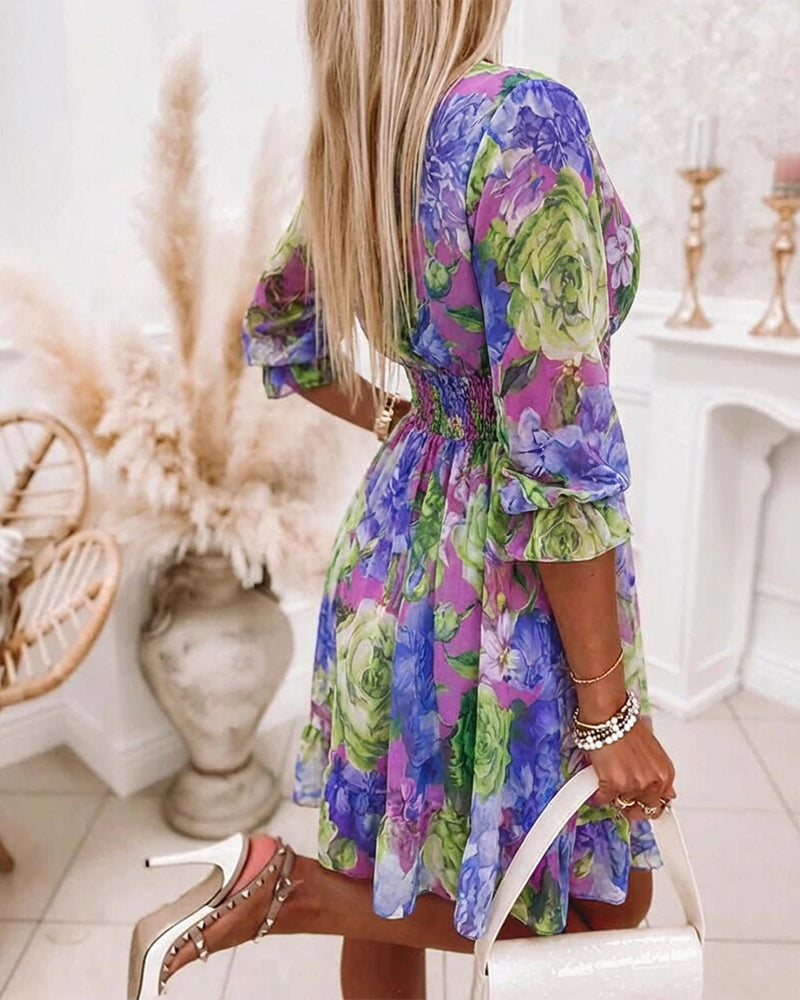 Floral Print Overlap V Neck Long Sleeve Shirred Waist Ruffle Hem Dress Casual Cinched Waist Flared Cuffs Chiffon Vacation Dress with Lining