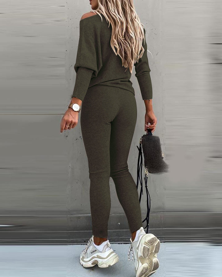 2 Pieces Outfit Skew Neck Long Sleeve Loose Pullover Top and Drawstring High Waist Slim Fit Pants Set