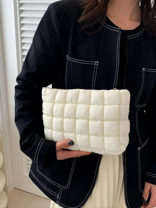 EMILY™ - Large Capacity Quilted Pouch Durable Zipper Travel Storage Bag