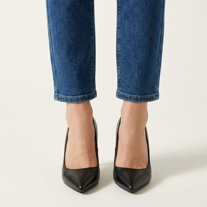 Lalla | Décolleté Femminile Elegante
