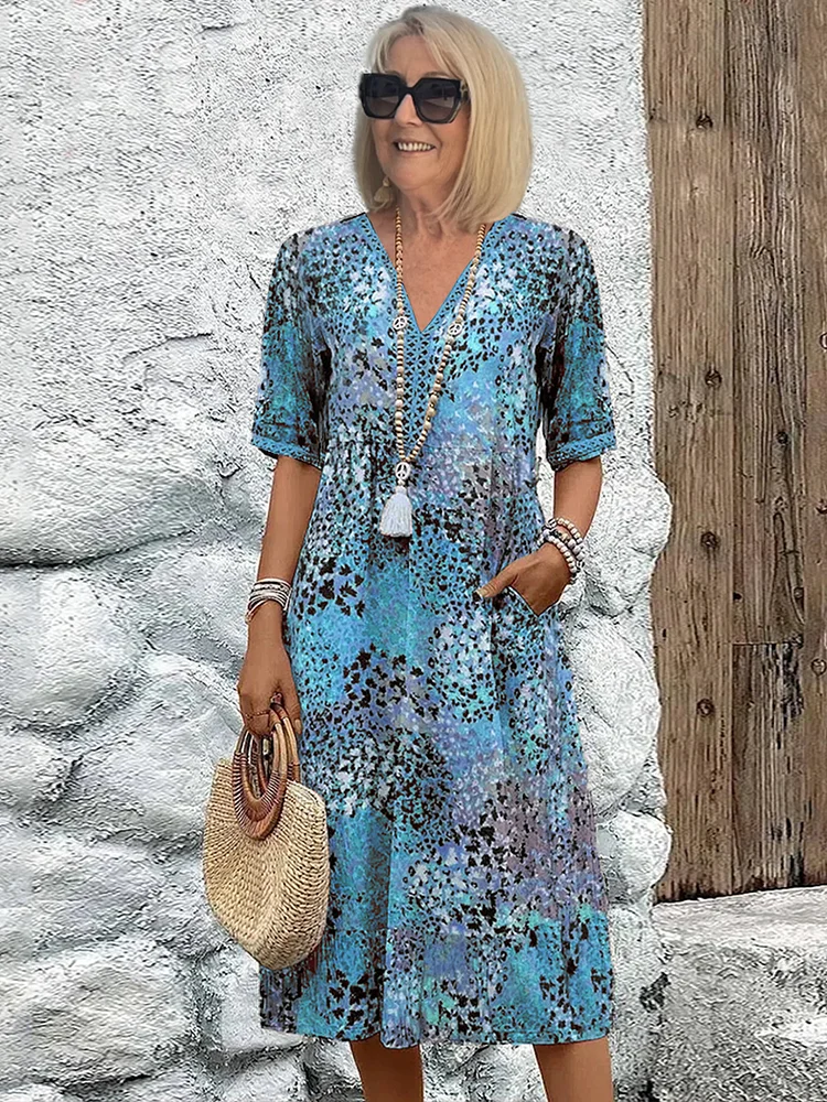 Fatima - Dress with Floral Design