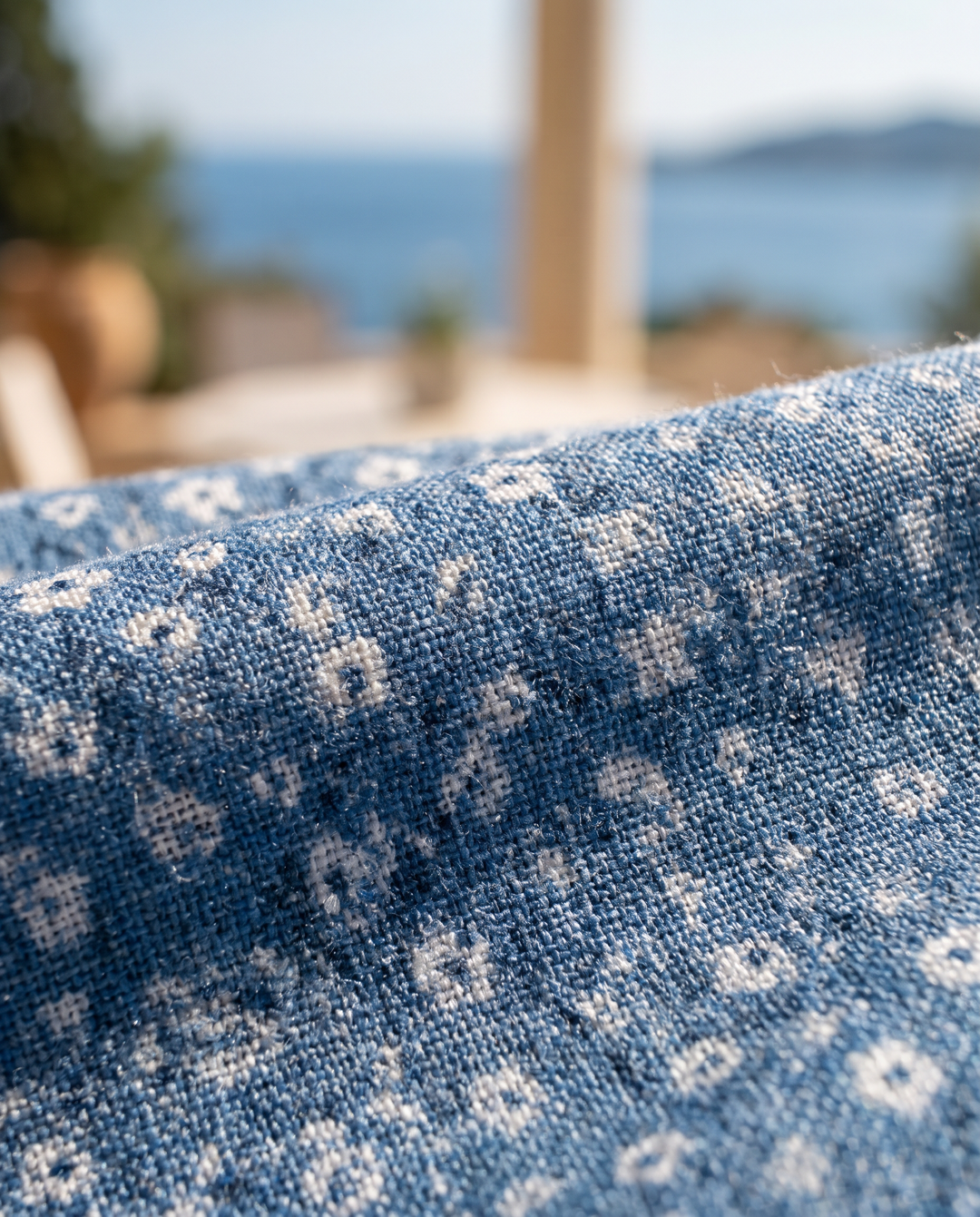 Abito midi floreale Blue Meadow facile da indossare